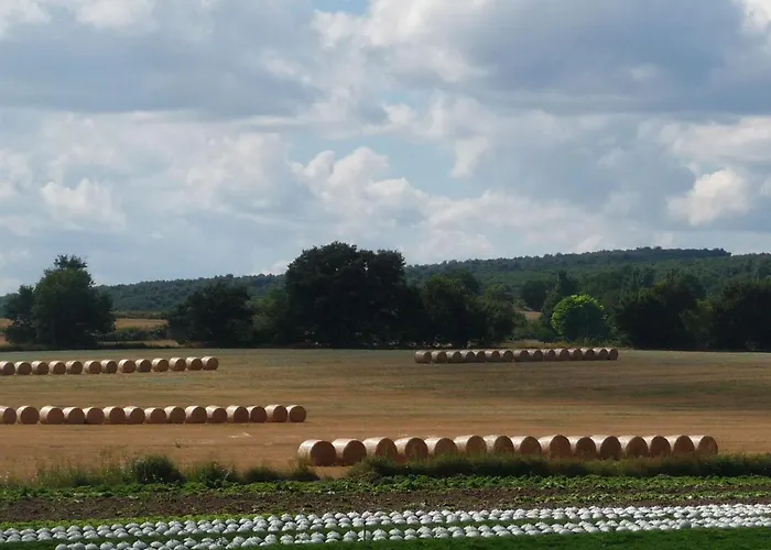 Attractive In C Reste With Pool Céreste